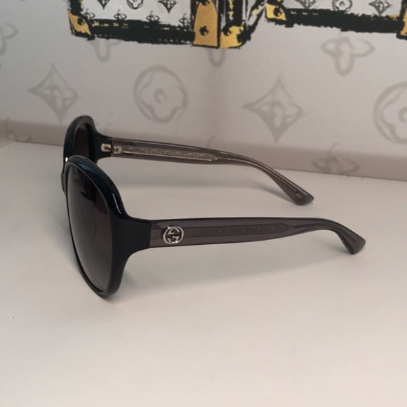 New Authentic Gucci Black Women's Sunglasses GG0080SK 002 - Picture 1 of 13